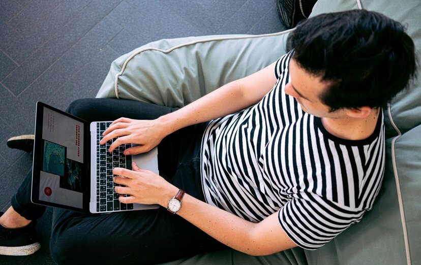 Comment fabriquer 10 puzzles textuels en moins de 10 minutes ?